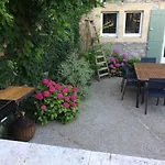Mas Des Aieux Vakantiehuis Laudun